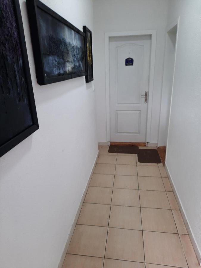 Apartmani Biljana Lazic Vrnjačka Banja Exterior foto