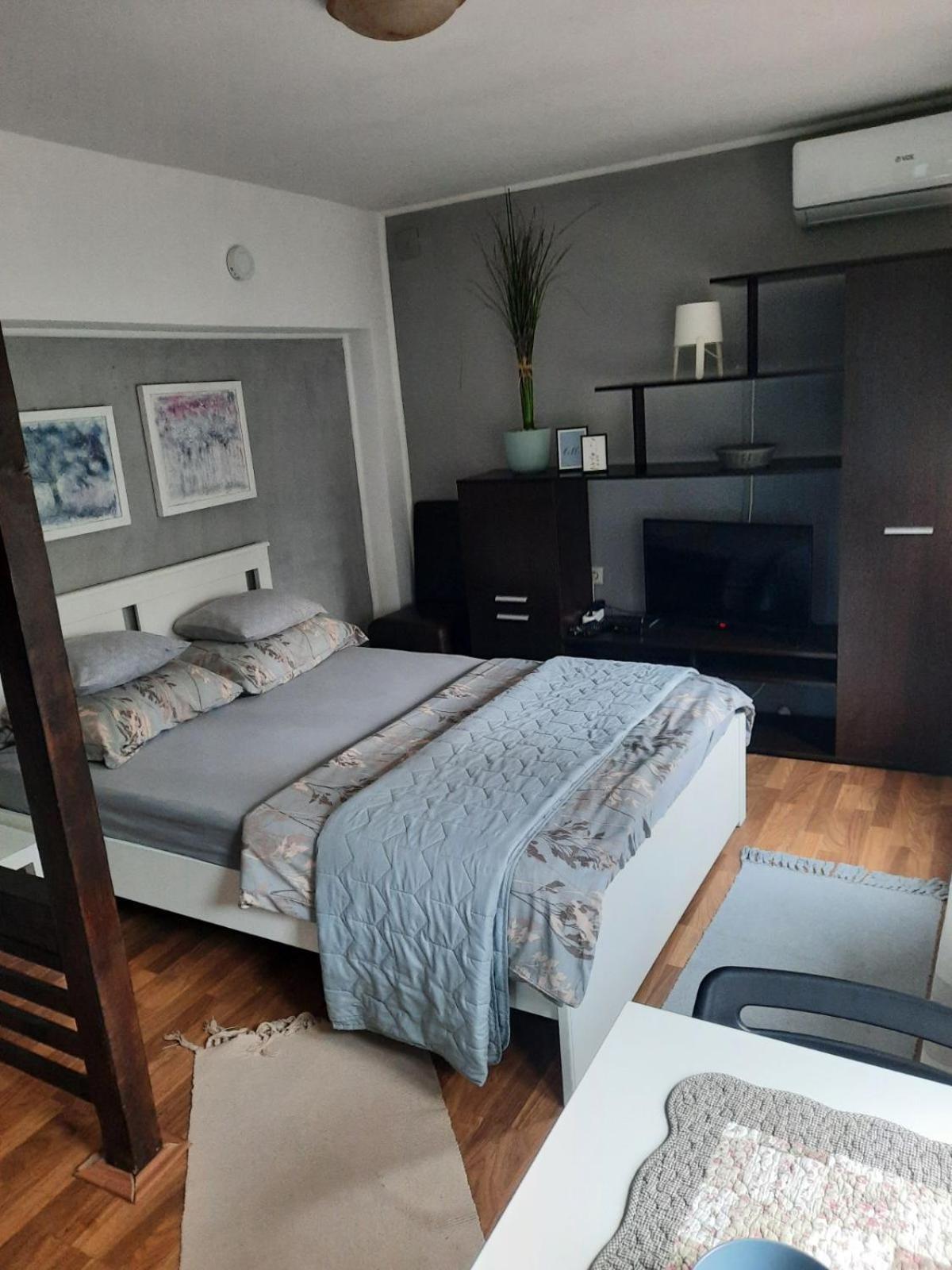 Apartmani Biljana Lazic Vrnjačka Banja Exterior foto