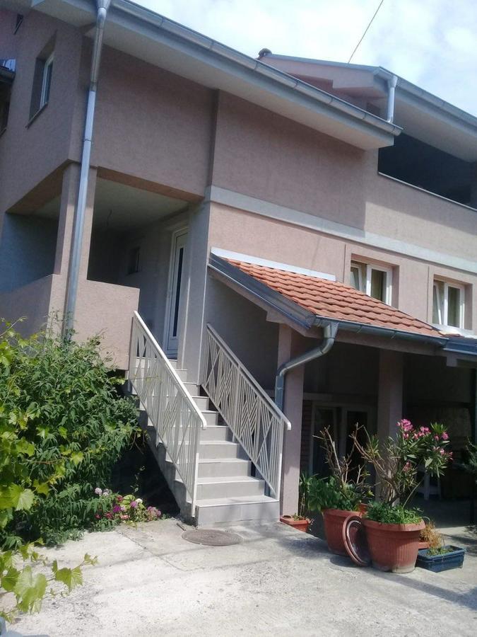 Apartmani Biljana Lazic Vrnjačka Banja Exterior foto
